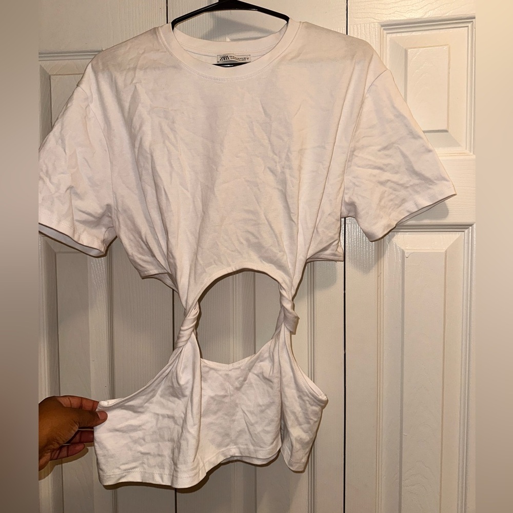 Zara white Short Sleeve Tee with Front Twist
